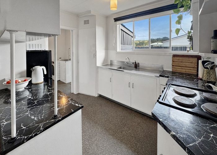  at 1/273 Pohutukawa Avenue, Ohope, Whakatane, Bay Of Plenty
