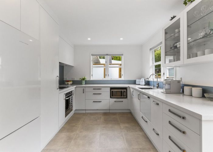  at 4 Arapiko Street, Johnsonville, Wellington, Wellington