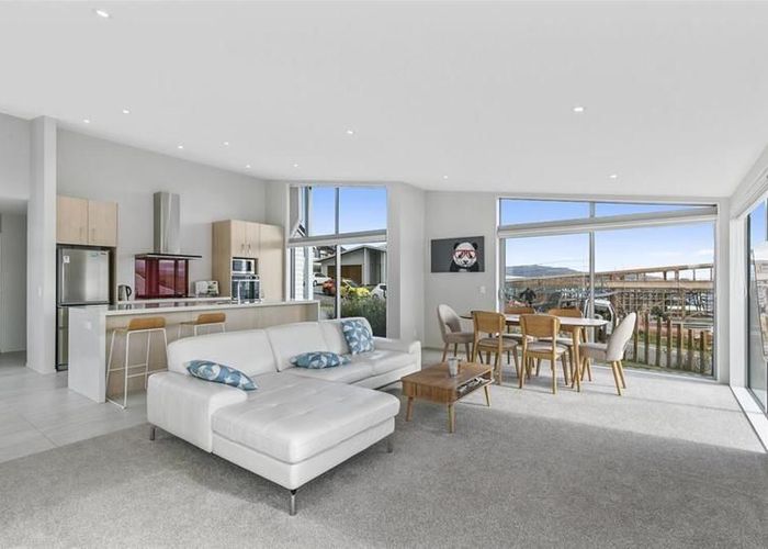  at 49 Red Beech Avenue, Woodridge, Wellington, Wellington