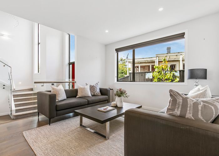  at 52A Mountain View Road, Western Springs, Auckland