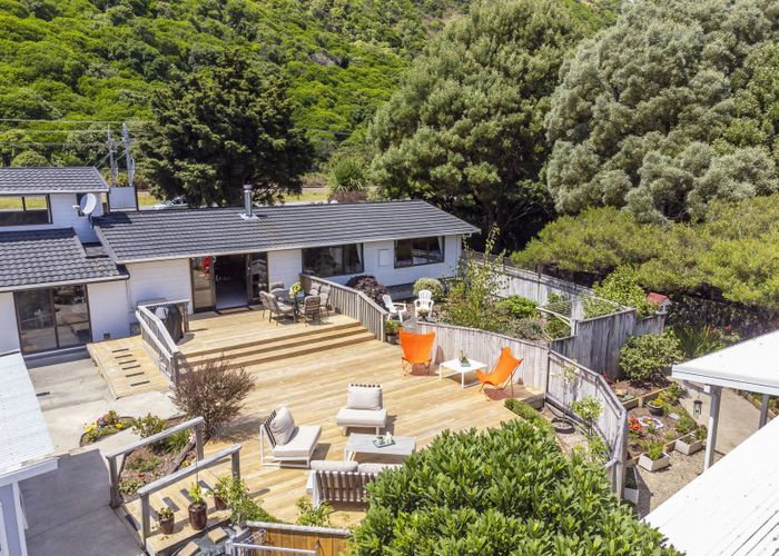  at 222 Main Road South, Raumati South, Kapiti Coast, Wellington