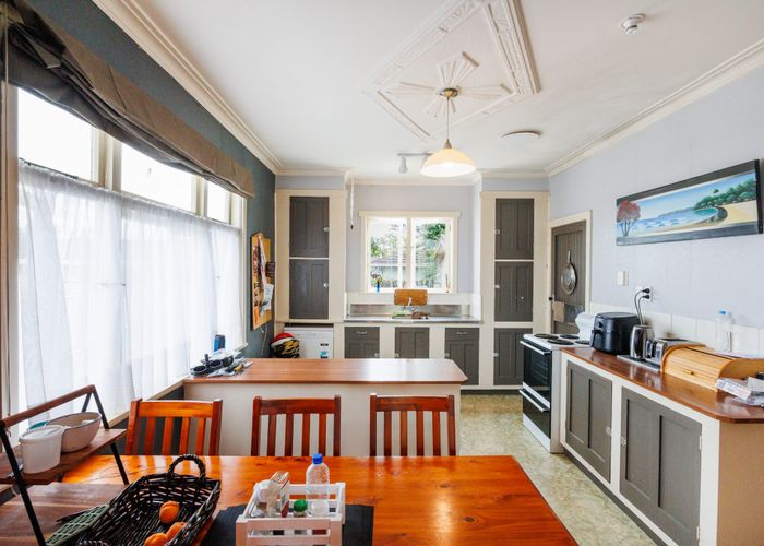  at 36 Wood Street, Takaro, Palmerston North