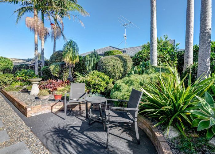  at 24 Suncrest Drive, West Harbour, Waitakere City, Auckland