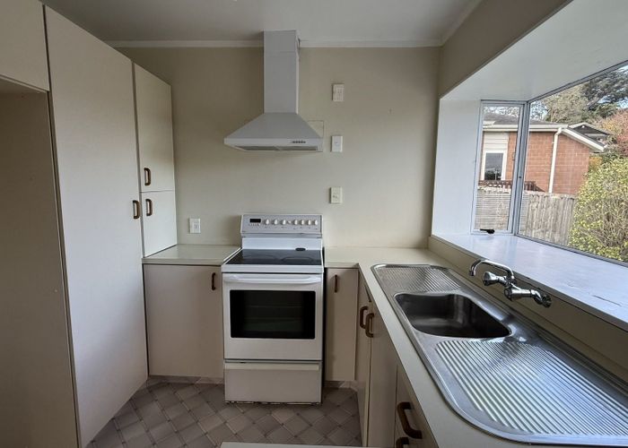  at 3/74 West Coast Road, Glen Eden, Auckland