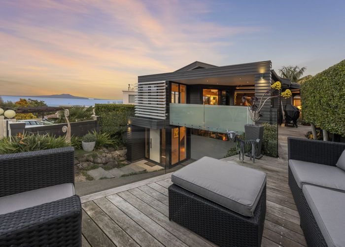  at 1A Portal Place, Murrays Bay, North Shore City