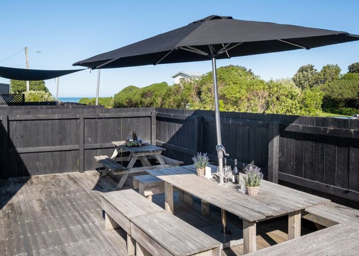  at 12 Moori Road, Waimārama