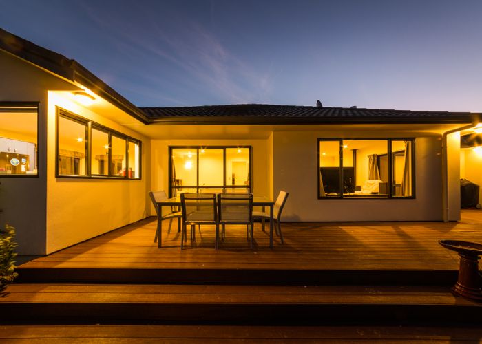  at 15 Greenwood Place, Fitzherbert, Palmerston North