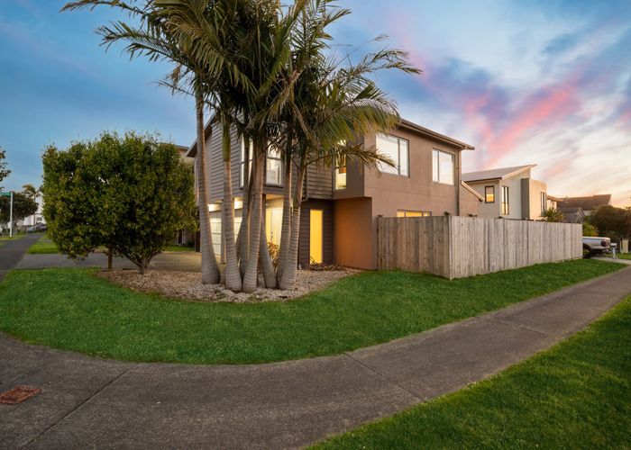  at 2 Janway Avenue, Flat Bush, Auckland