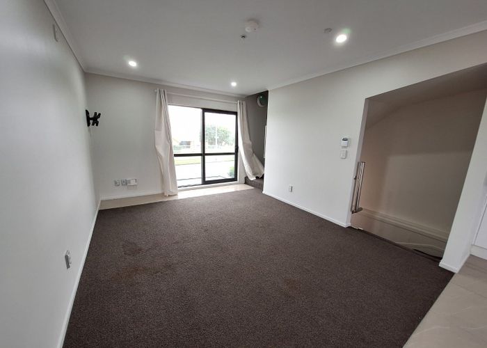  at 1/8 Kerrs Road, Wiri, Manukau City, Auckland