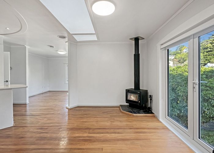  at 27 Hathaway Avenue, Karori, Wellington