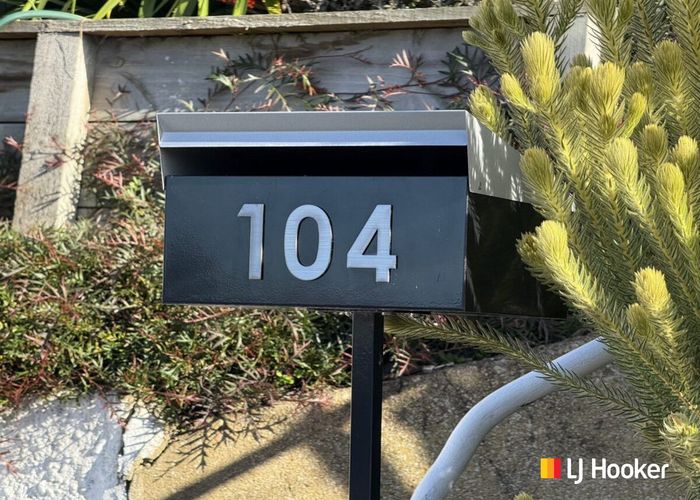  at 104 Forbury Road, Saint Clair, Dunedin, Otago