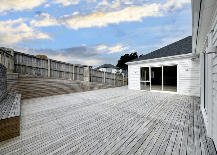  at 4 Silverhill Lane, Millwater, Rodney, Auckland