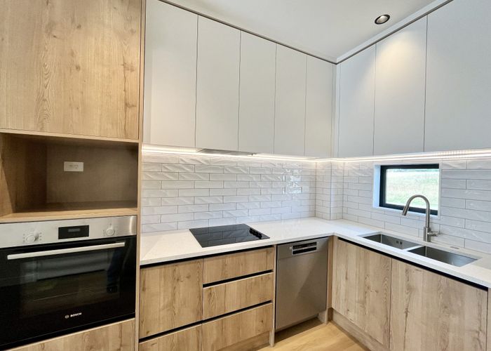  at 21 Tieke Lane, Westgate, Waitakere City, Auckland