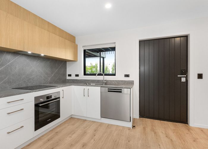  at 2/3 Vesty Avenue, Hillcrest, Hamilton