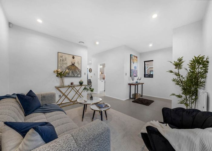  at 3 Haddington Drive, Flat Bush, Manukau City, Auckland