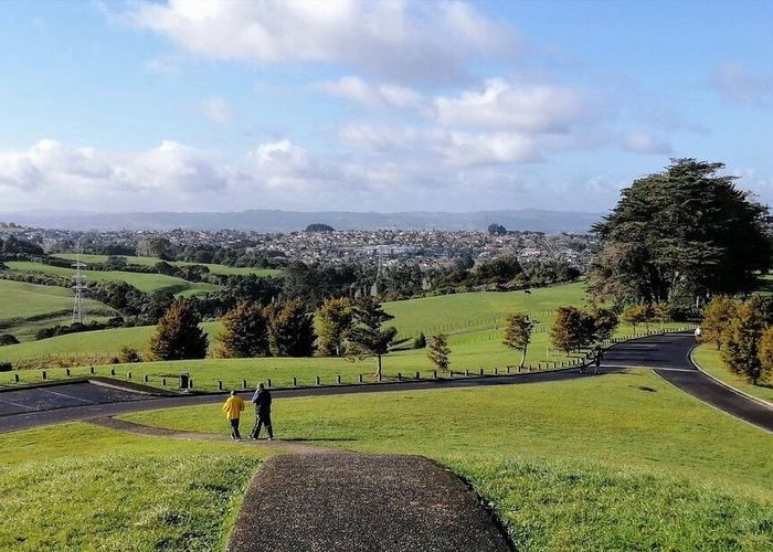  at 76 Goodwood Drive, Goodwood Heights, Manukau City, Auckland