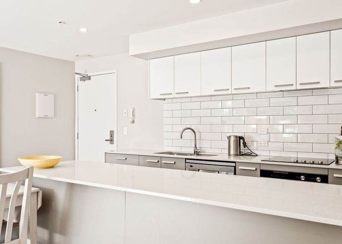  at 107/25 Bute Road, Browns Bay, North Shore City, Auckland