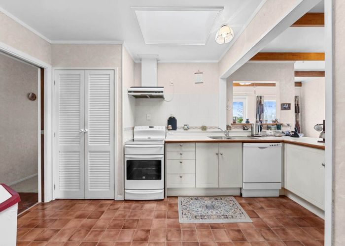  at 80 Botany Road, Botany Downs, Manukau City, Auckland