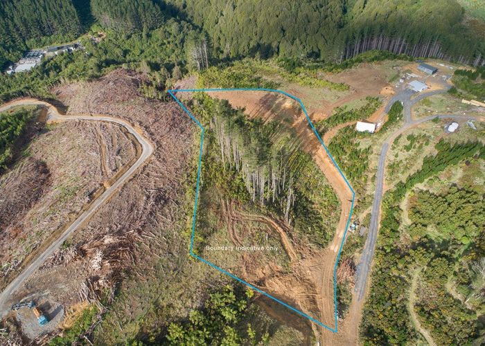  at 2 Pineland Drive, Turitea, Palmerston North