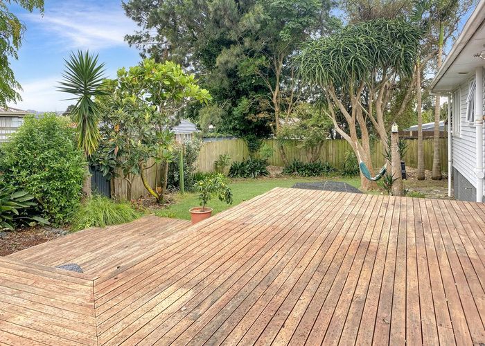  at 1/106 Lincoln Road, Henderson, Waitakere City, Auckland