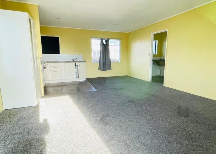  at 53A MAPLESDEN DRIVE, Clendon Park, Manukau City, Auckland