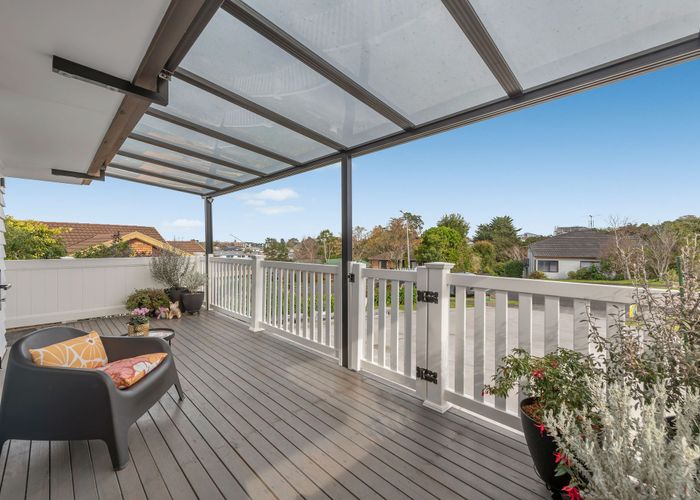  at 12 Pinewood Grove, Botany Downs, Manukau City, Auckland