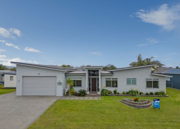  at 4 Hawk Hill Crescent, Cooks Beach, Whitianga