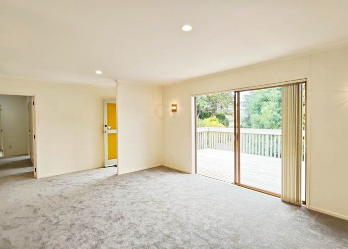  at 3 Capricorn Place, Browns Bay, Auckland