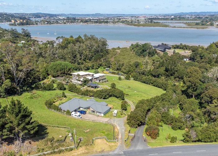  at 42 Merewhira Road, Paremoremo, North Shore City, Auckland