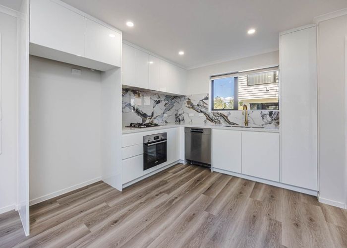  at 100F Seymour Road, Sunnyvale, Waitakere City, Auckland