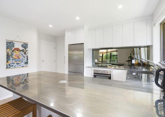  at 2/54 Heretaunga Square, Silverstream, Upper Hutt