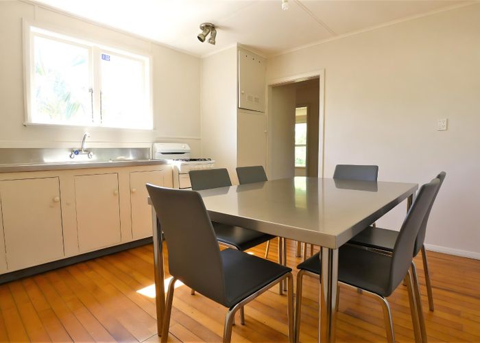  at 92 Haverstock Rd, Sandringham, Auckland City, Auckland