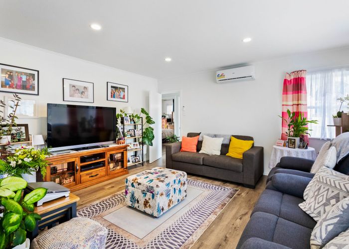  at 5 Thomas Rea Place, Te Atatu South, Auckland