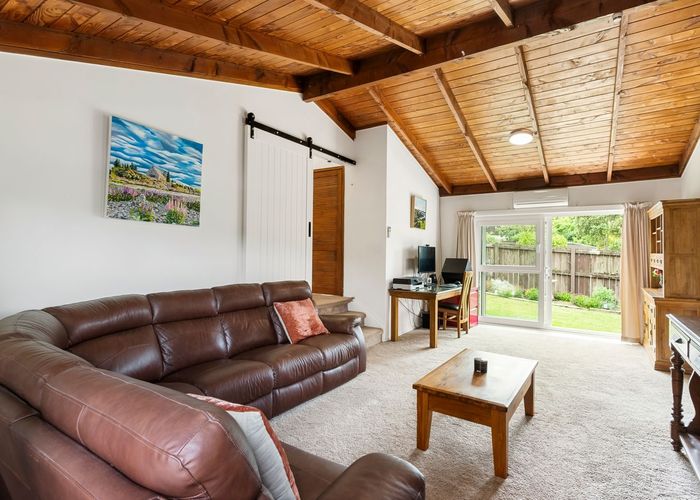  at 1 Sandiacre Way, Browns Bay, North Shore City, Auckland