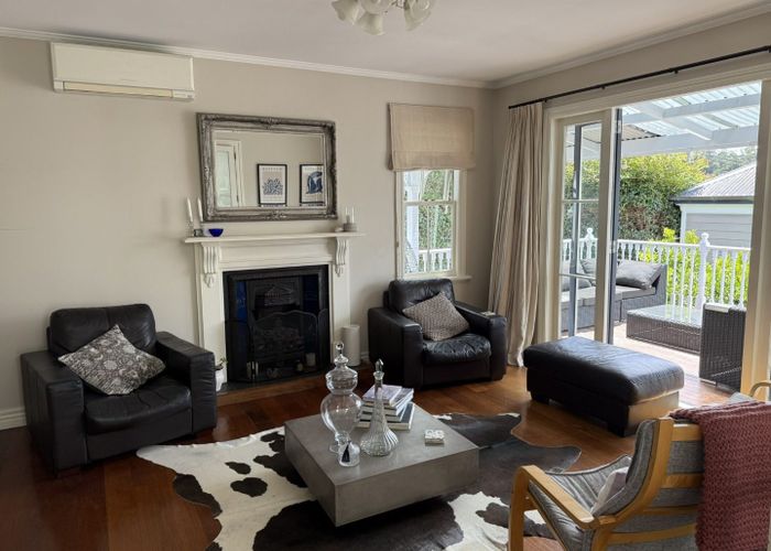  at 4/2 Georgia Terrace, Albany, North Shore City, Auckland