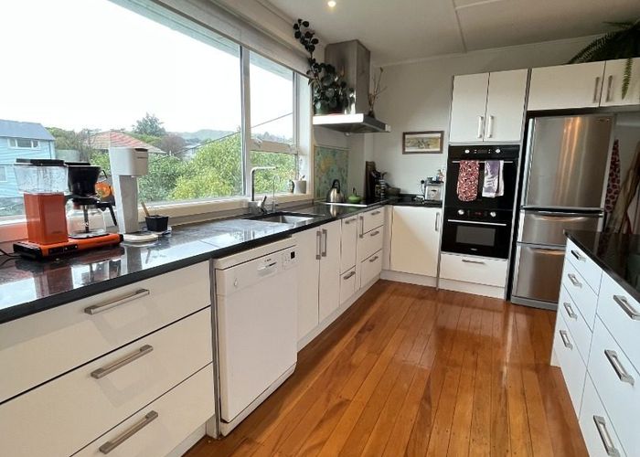  at 26 Martin Street, Ranui Heights, Porirua, Wellington