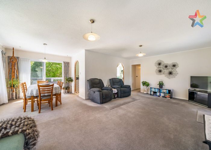  at 5 Ruth Grove, Karori, Wellington
