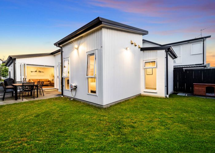  at 25 Fenchurch Street, Glen Innes, Auckland