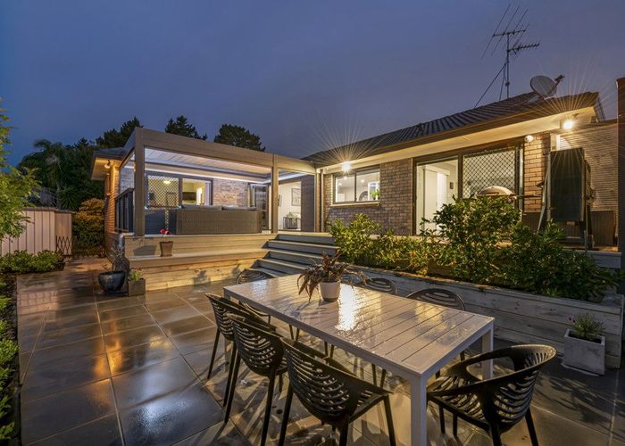  at 17 Britannia Place, Half Moon Bay, Auckland