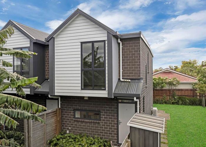  at 8/126 Canal Road, Avondale, Auckland