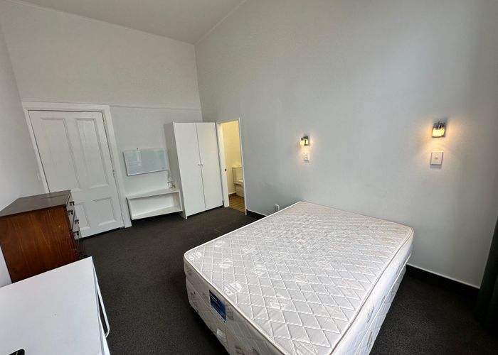  at 33 Thompson St, Mount Cook, Wellington, Wellington