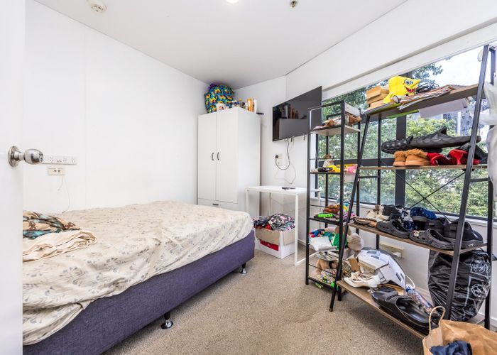  at 8H/30 Symonds Street, Grafton, Auckland
