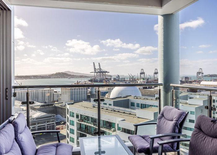  at 1307/30 Beach Road, Auckland Central, Auckland
