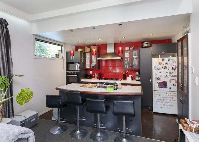  at 1-5/296 Armagh Street, City Centre, Christchurch City, Canterbury