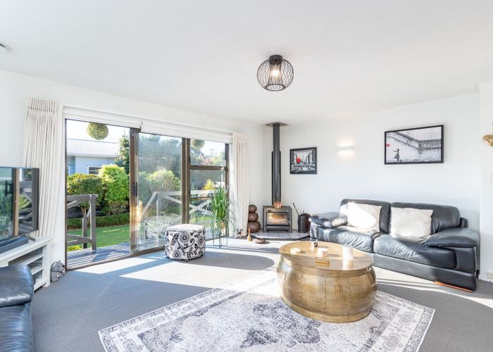  at 8B Murray Street, Wallaceville, Upper Hutt, Wellington