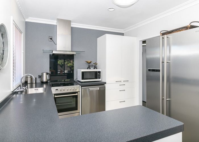  at 7 Cascade Place, Chartwell, Hamilton