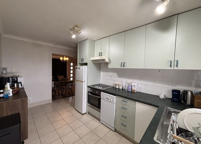  at 3/8 Bowen Street, Upper Riccarton, Christchurch City, Canterbury