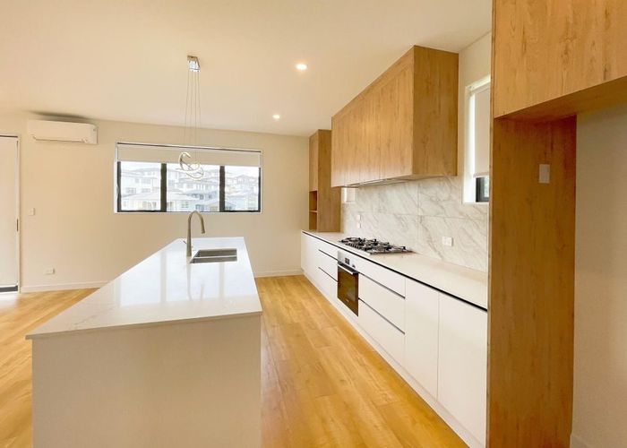  at 20 Baumea Rise, Massey, Waitakere City, Auckland