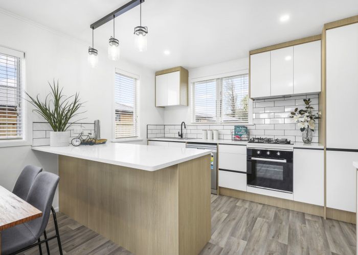  at 5 Morrison Crescent, Glenview, Hamilton