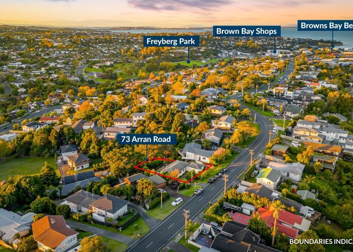  at 73 Arran Road, Browns Bay, Auckland